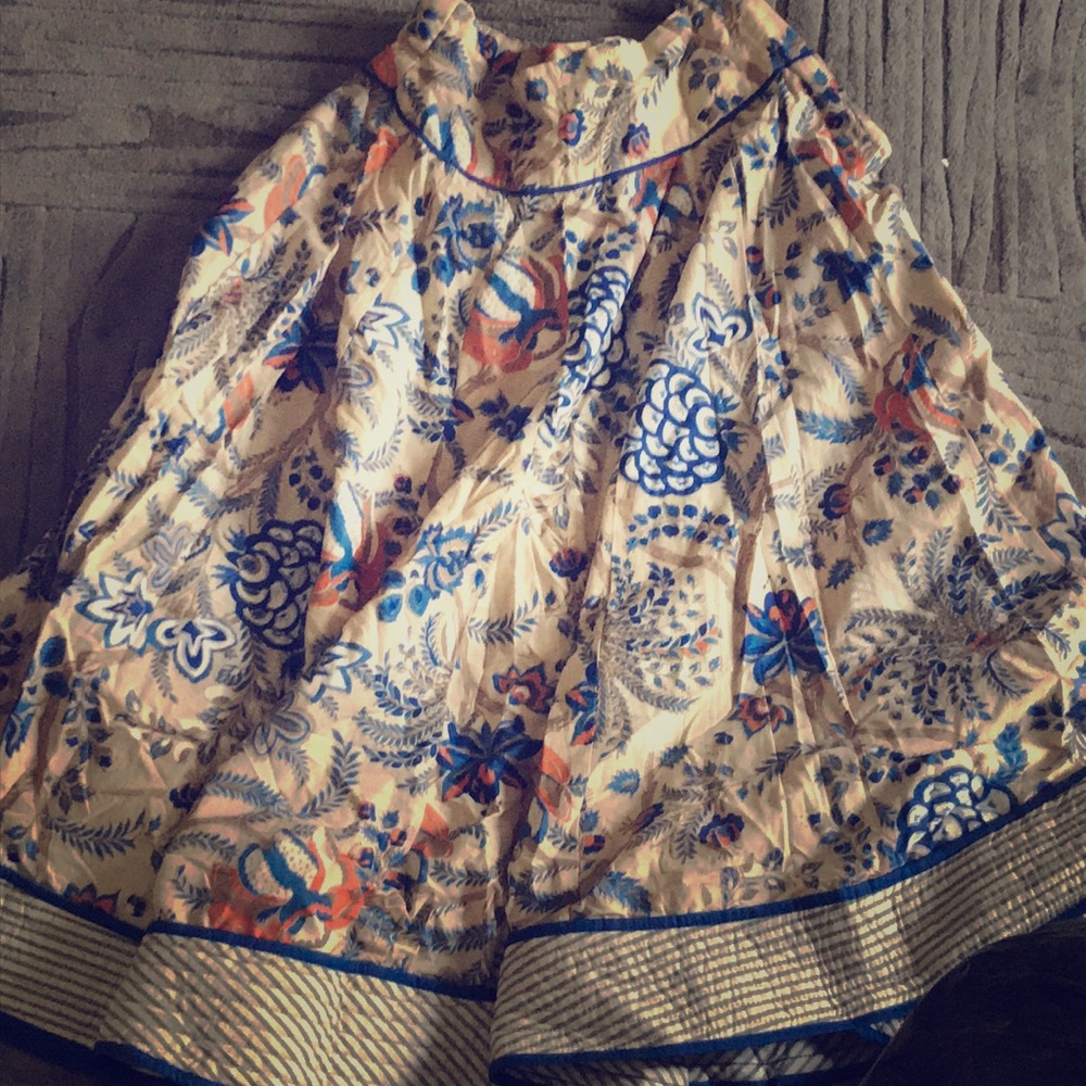 High waisted floral skirt